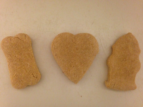 peanut-butter-dog-cookies