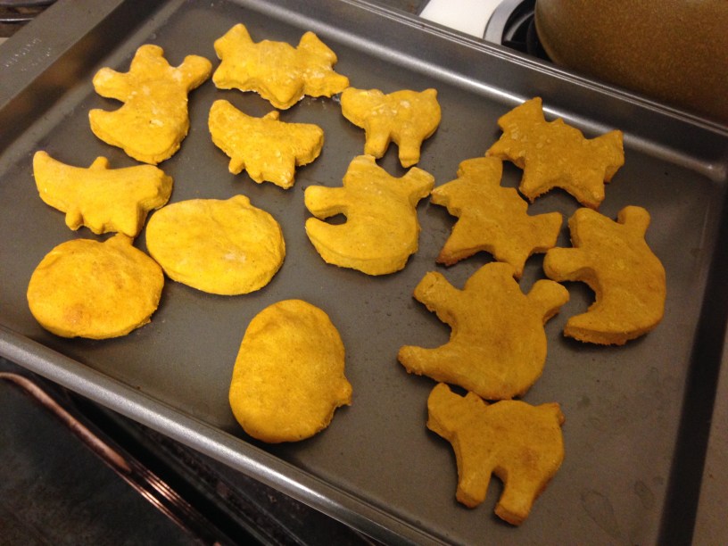 dog-friendly-halloween-cookies